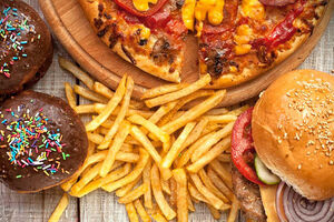 اینفوگرافیک/ این مواد غذایی سیستم ایمنی‌تان را ضعیف می‌کنند