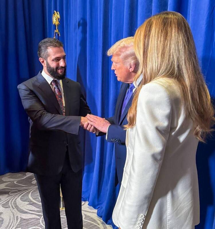 تحریمهای غرب دولت جولانی را به سمت روسیه میکشاند/ مسکو درصدد بازگشت جدی به منطقه شامات است