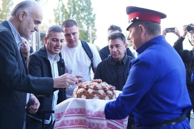 ماجرای دیر رسیدن هواپیمای تیم ملی به روسیه چه بود؟