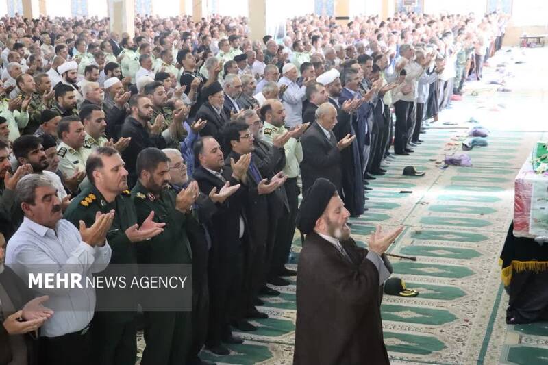تشییع پیکر شهید «غلامرضا جمشیدی‌پور» در خرم‌آباد