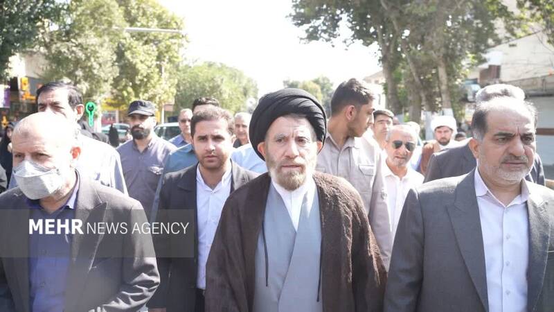 تشییع پیکر شهید «غلامرضا جمشیدی‌پور» در خرم‌آباد