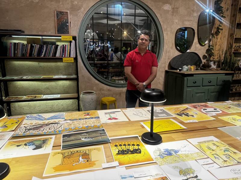 كاريكاتور،هنرمند،نمايشگاه،اصفهان،آثار،پويش،گرافيست،شريفي،منا ...