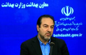 فیلم / عذرخواهی معاون وزیر بهداشت بعد از درگیری لفظی با خبرنگار