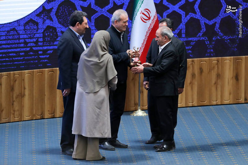 عکس / بزرگداشت روز جهانی استاندارد با حضور رئیس جمهور 13