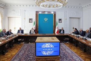 معیشت مردم از اولویتهای حاکمیت و دولت است / انتقاد رئیس قوه قضاییه از صدور بخشنامههای خلقالساعه