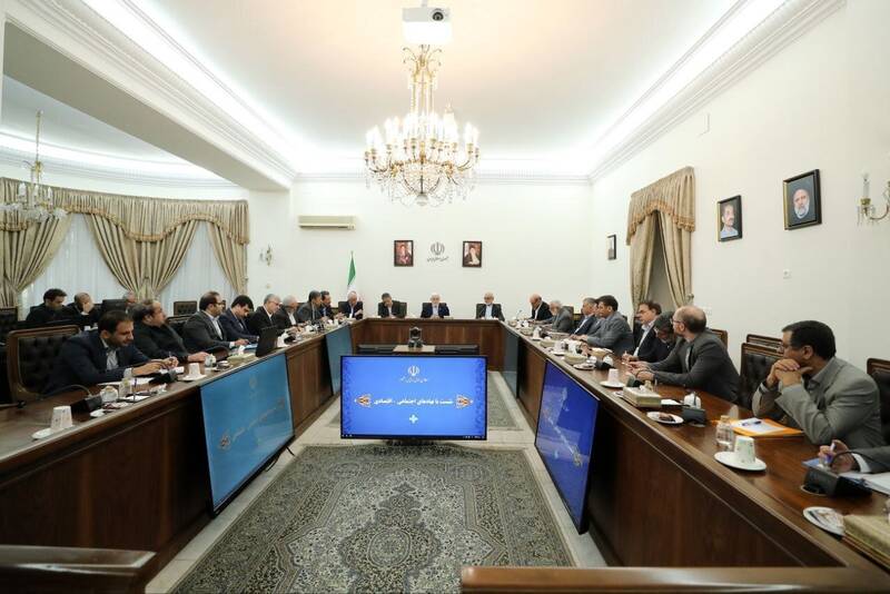 دولت،نهادهاي،جنگ،معاون،عمومي،عارف،روزه،تاكيد،شرايط،اقتصادي،ف ...