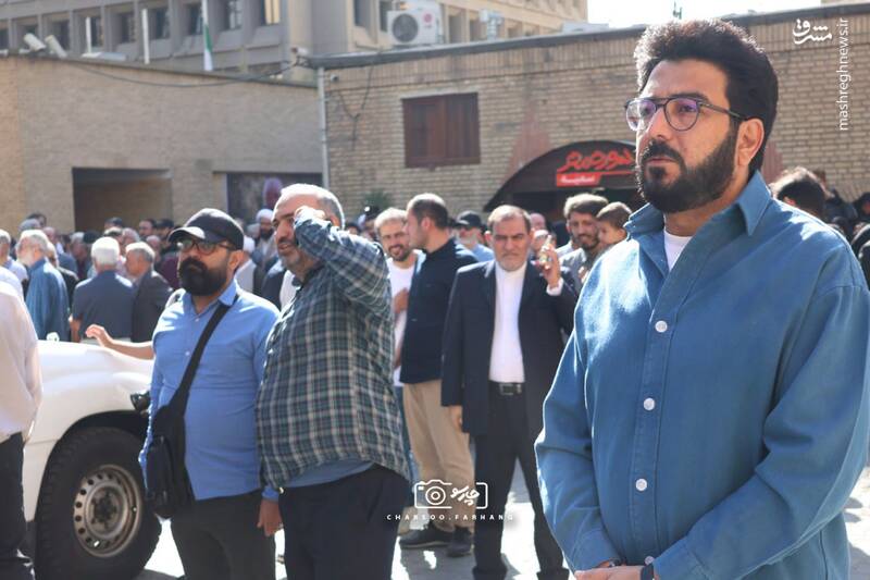 عکس / حضور چهرهها در مراسم تشییع پیکر محمد کاسبی 4