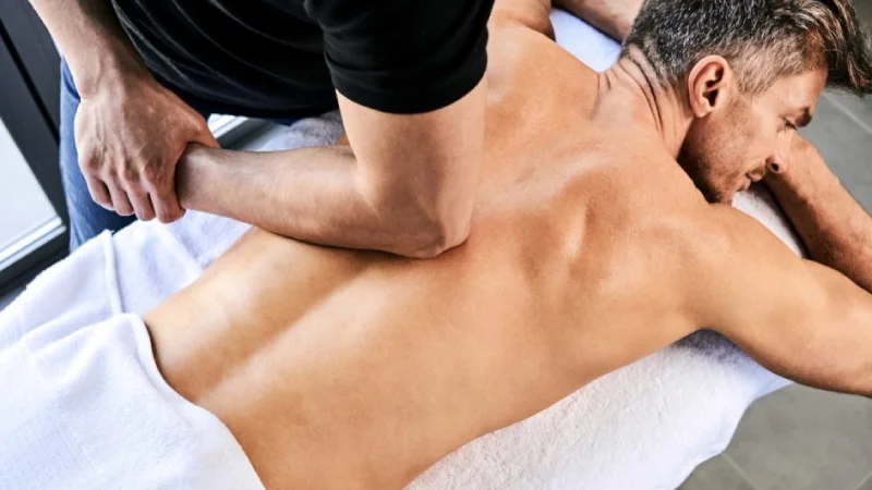 ماساژ سوئدی چگونه است؟ (روش انجام و فواید آن)