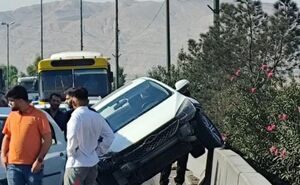 عکس / تصادف زنجیره‌ای در جاده قم - تهران
