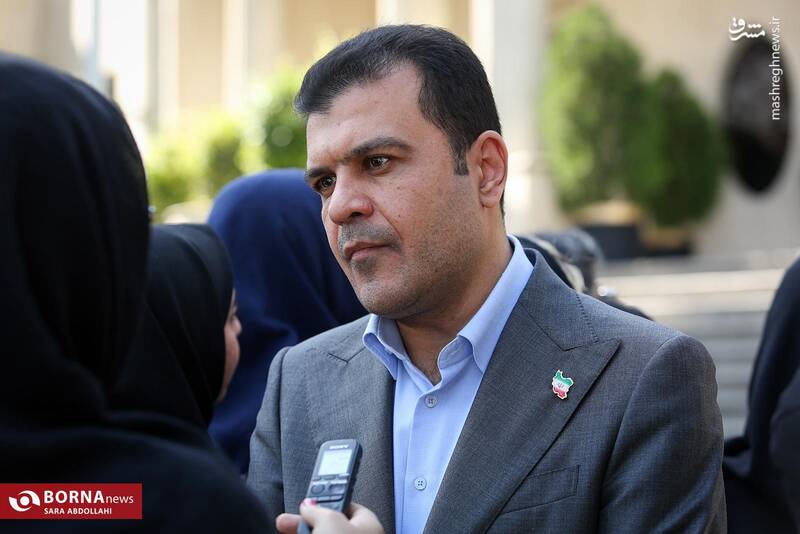 عکس / وزرای دولت در حیاط دولت 15