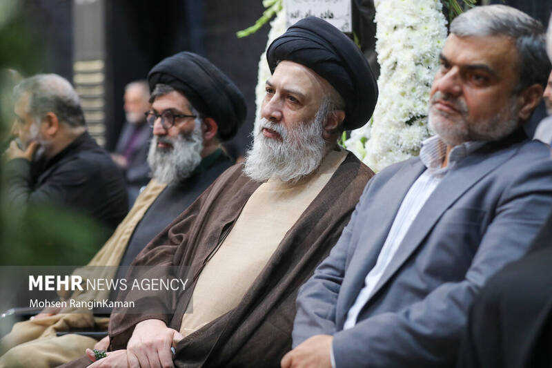 عکس / مراسم ترحیم والده مداح اهل بیت (ع) سید مجید بنی فاطمه 7
