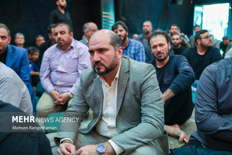 عکس / مراسم ترحیم والده مداح اهل بیت (ع) سید مجید بنی فاطمه 14