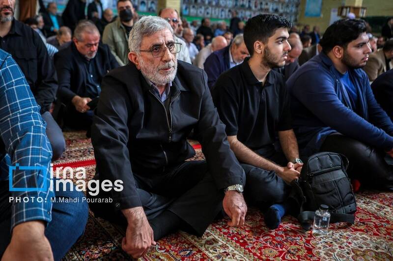 تصویر/ حضور سردار قاآنی در مراسم تشییع پیکر سردار افشار