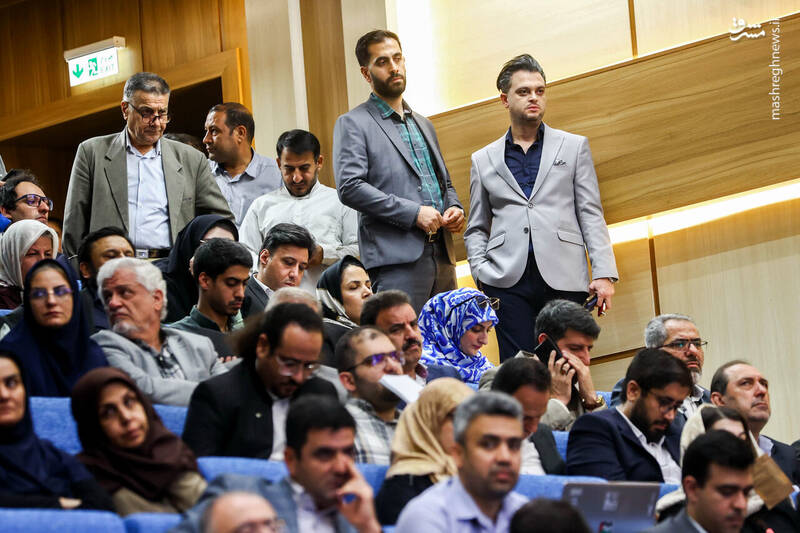 عکس / نخستین کنفرانس بین‌المللی کارآفرینی اجتماعی با حضور قالیباف 31