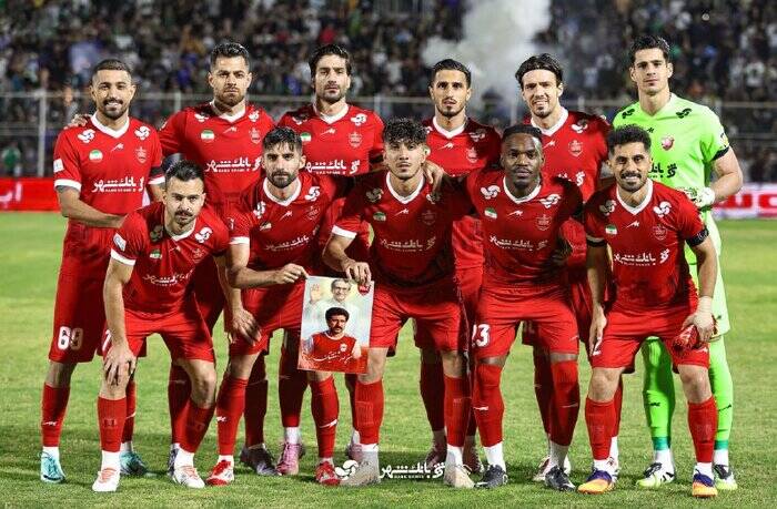 سقوط هلیکوپتر پرسپولیس در خرمآباد / خیبر پس از 3 باخت پیاپی اولین باخت پرسپولیس را رقم زد + فیلم 7