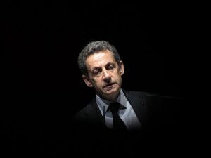 سهشنبه شوم و سلول ۹ مترمربعی در انتظار سارکوزی سهشنبه شوم و سلول ۹ مترمربعی در انتظار سارکوزی