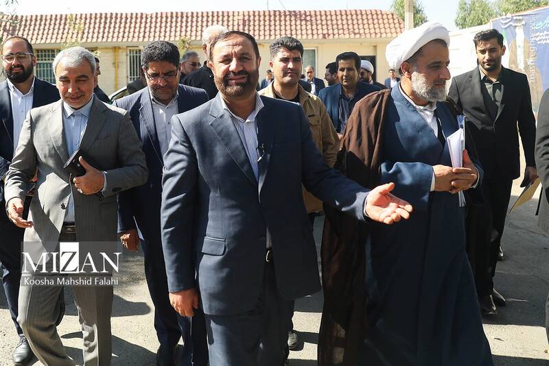 عکس / بازدید دادستان تهران از ندامتگاه زنان 24