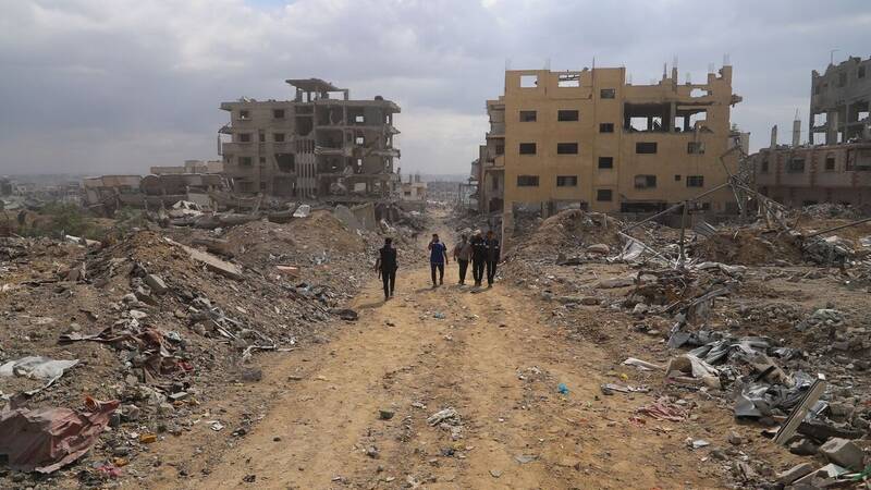 نقض گسترده آتشبس با حملات شدید به رفح و خانیونس/ آنروا: رژیم صهیونیستی در ورود کمکها به غزه کارشکنی میکند/ فعالیتهای ضد تروریستی جنبش حماس در غزه