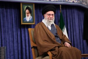 پاسخی دقیق رهبر انقلاب به جنگ روایتهای دشمن