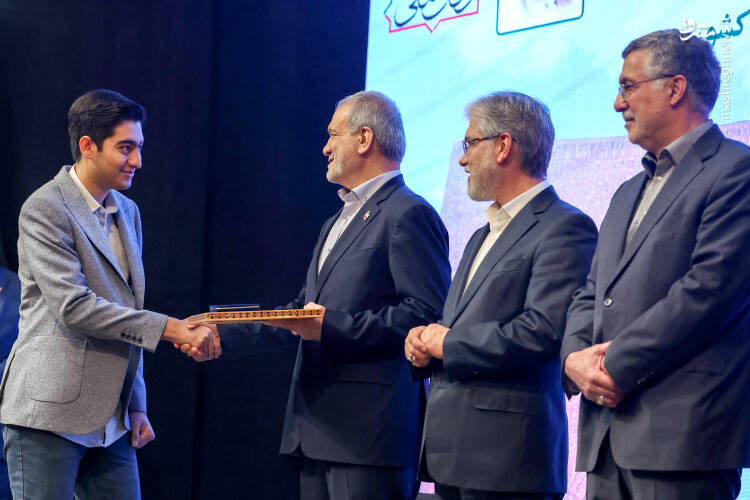 عکس / مراسم رسمی آغاز سال تحصیلی دانشگاهها با حضور رئیس جمهور 11