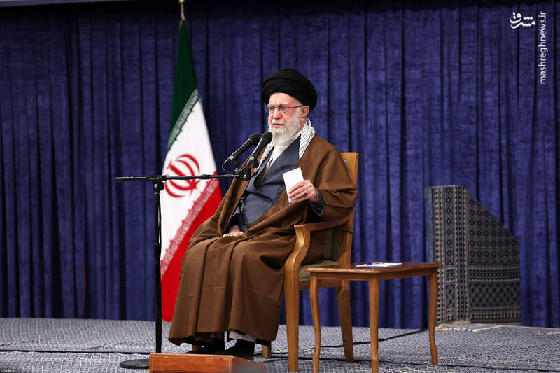 عکس / دیدار مدالآوران ورزشی و المپیادهای علمی با رهبر انقلاب 31