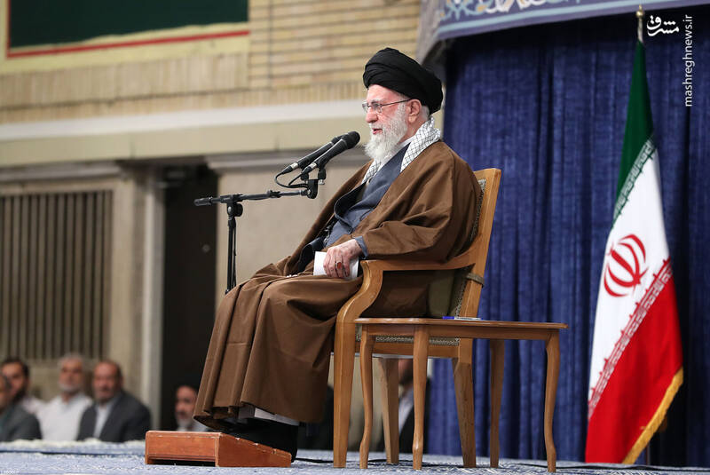 عکس / دیدار مدالآوران ورزشی و المپیادهای علمی با رهبر انقلاب 15