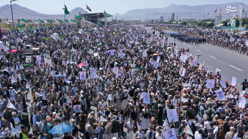 تصاویری از تشییع پیکر سرلشکر شهید الغماری در یمن