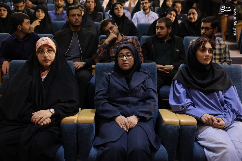 عکس / حضور رئیس دستگاه قضا در جمع دانشجویان ایلامی 28