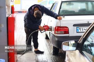 60 لیتر سهمیه بنزین آبان شارژ می‌شود