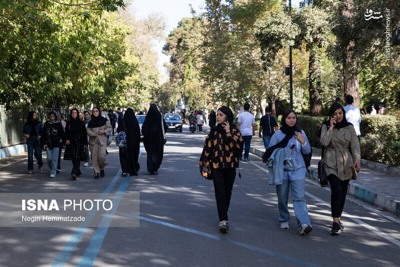 عکس / آیین استقبال از نودانشجویان دانشگاه تهران 5