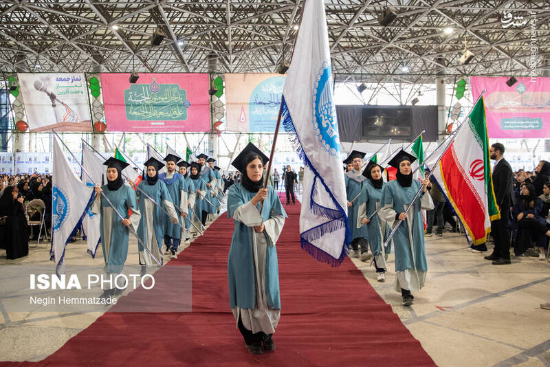 عکس / آیین استقبال از نودانشجویان دانشگاه تهران 8
