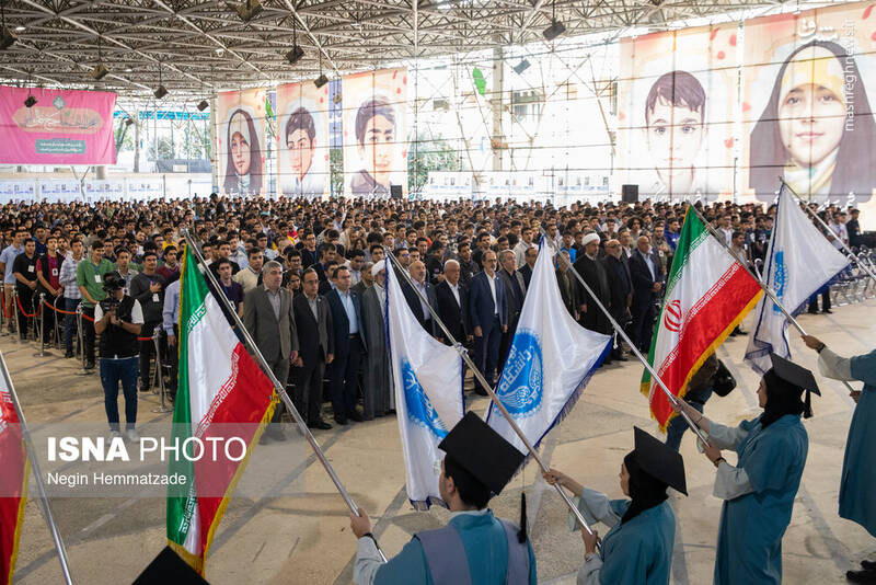 عکس / آیین استقبال از نودانشجویان دانشگاه تهران 27