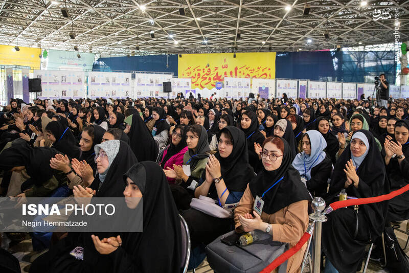 عکس / آیین استقبال از نودانشجویان دانشگاه تهران 23