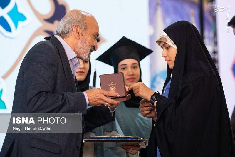 عکس / آیین استقبال از نودانشجویان دانشگاه تهران 15
