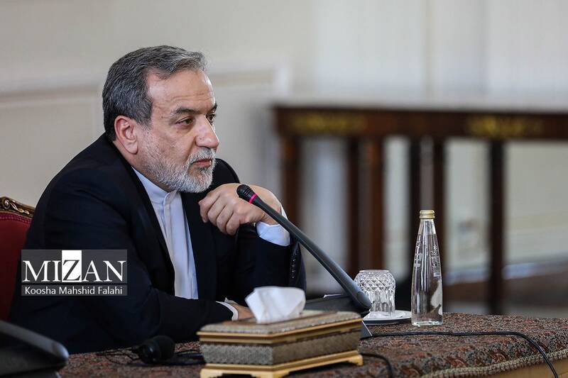 ايران،مذاكره،امريكا،دشمن،دروغ،متهم،استقلال،ملت،ميز،موضع،قاضي ...