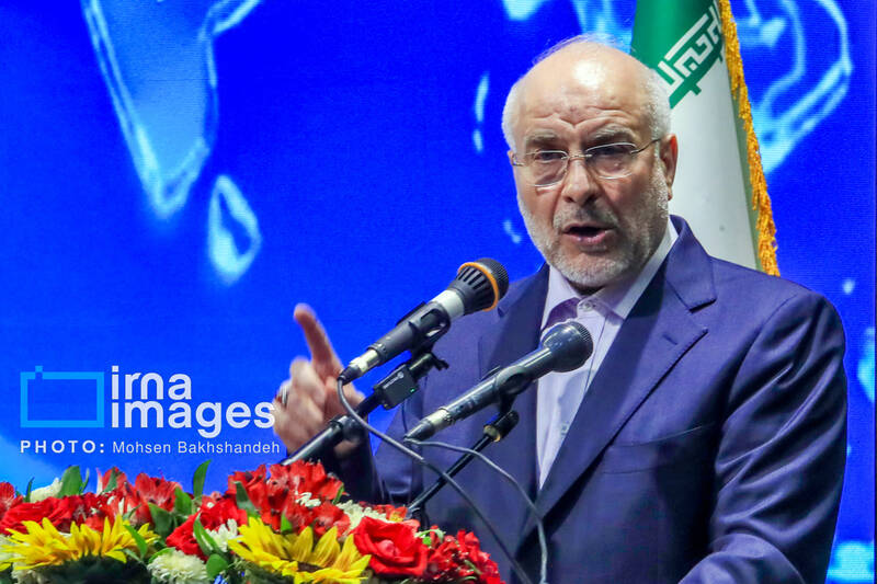 عکس / همایش منطقهای دیپلماسی استانی با حضور قالیباف و عراقچی 27