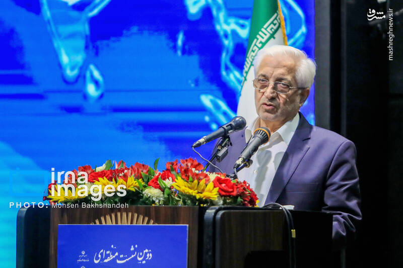 عکس / همایش منطقهای دیپلماسی استانی با حضور قالیباف و عراقچی 9