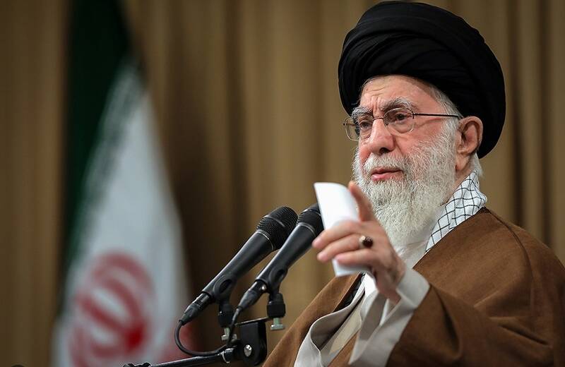 منتشر،هشتادي