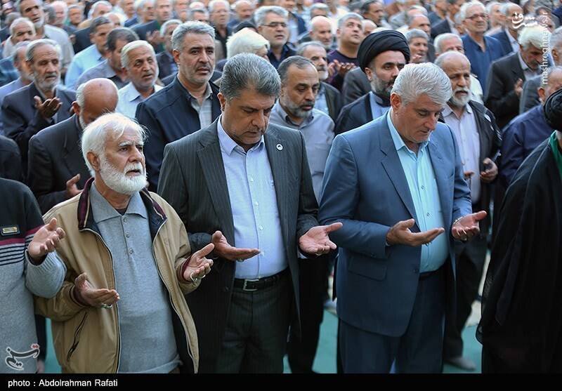 عکس / اقامه نماز طلب باران در همدان 7