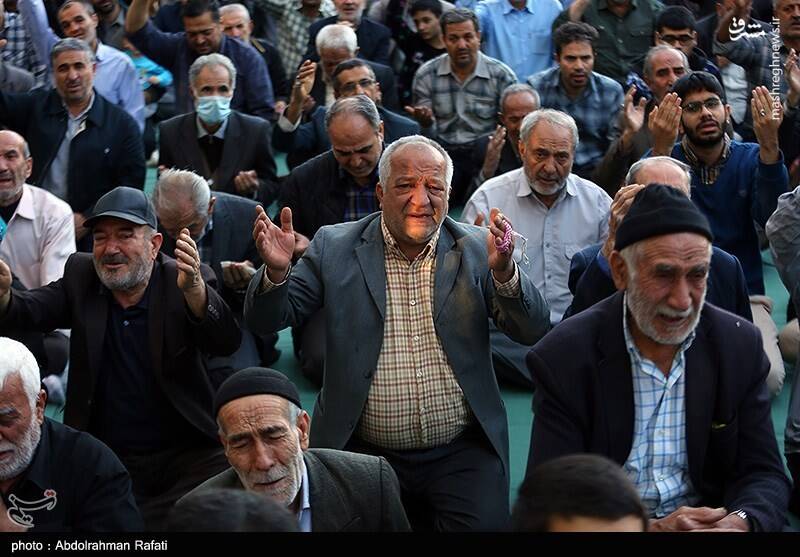 عکس / اقامه نماز طلب باران در همدان 5