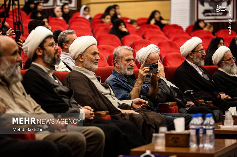 عکس / بزرگداشت زندهیاد محمد کاسبی در قم 29