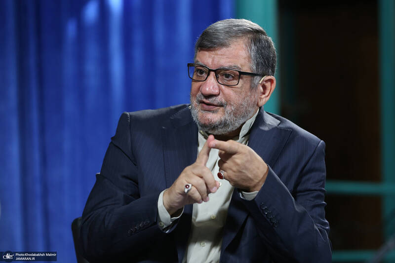 با آمدن لاریجانی در شورای عالی امنیت ملی امید و تحرک ایجاد شده است / باید از دولت پزشکیان دستگیری کنیم نه مچ گیری 6
