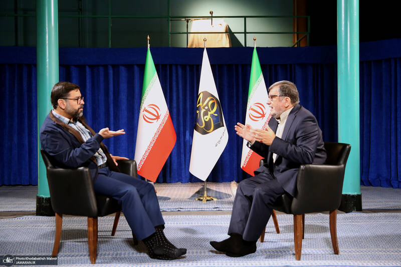 با آمدن لاریجانی در شورای عالی امنیت ملی امید و تحرک ایجاد شده است / باید از دولت پزشکیان دستگیری کنیم نه مچ گیری 9