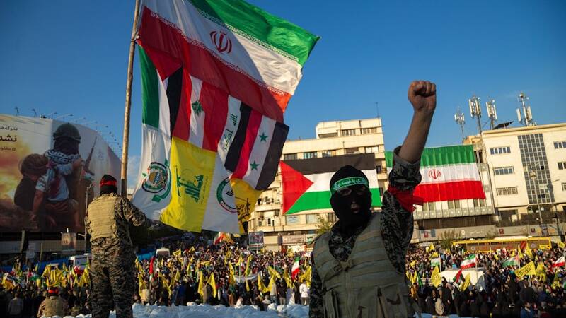 ایران در حال تقویت نظامی مقاومت فلسطین است/ تهران قدرت نظامی خود را به منظور درگیری احتمالی افزایش داده است