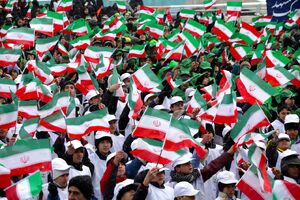 آفت استقلال، برآورد غلط از خود و دشمن