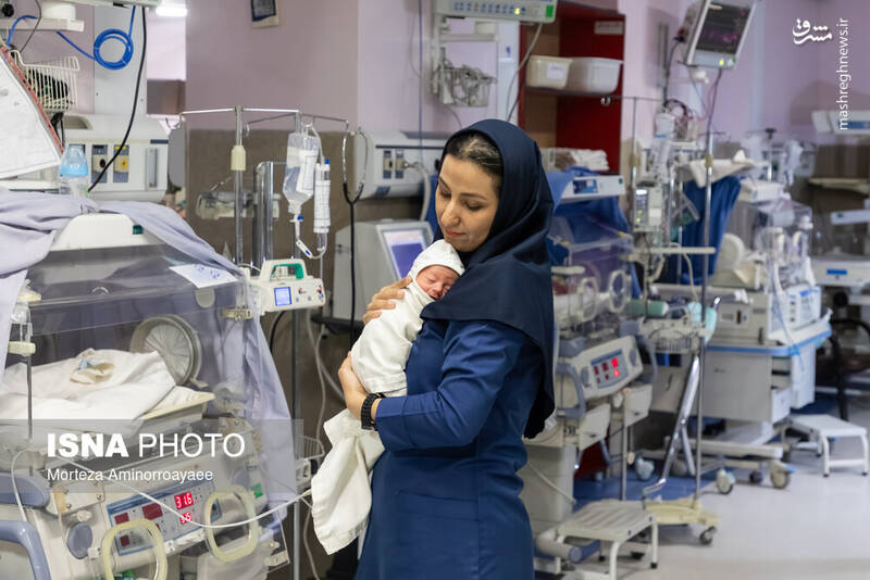 عکس / پرستار؛ نگهبان جان و تکیه‌گاه امید بیمار 30
