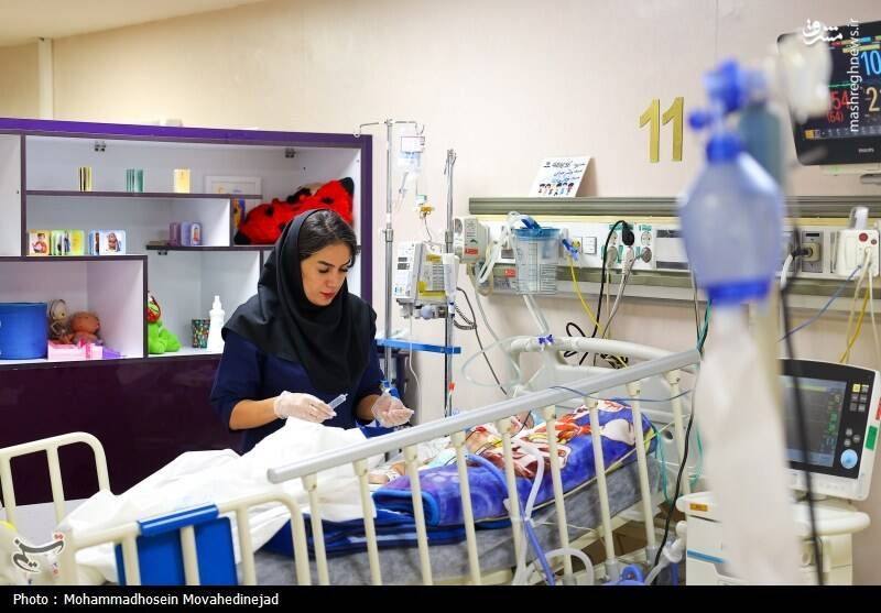 عکس / پرستار؛ نگهبان جان و تکیه‌گاه امید بیمار 35