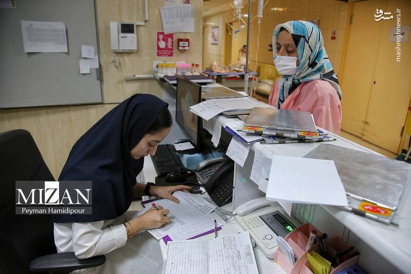 عکس / پرستار؛ نگهبان جان و تکیه‌گاه امید بیمار 12