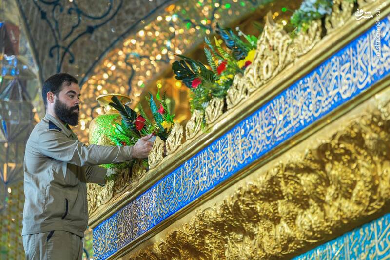 عکس / گلآرایی ضریح حرمین سامرا در سالروز ولادت زینب کبری (س) 11