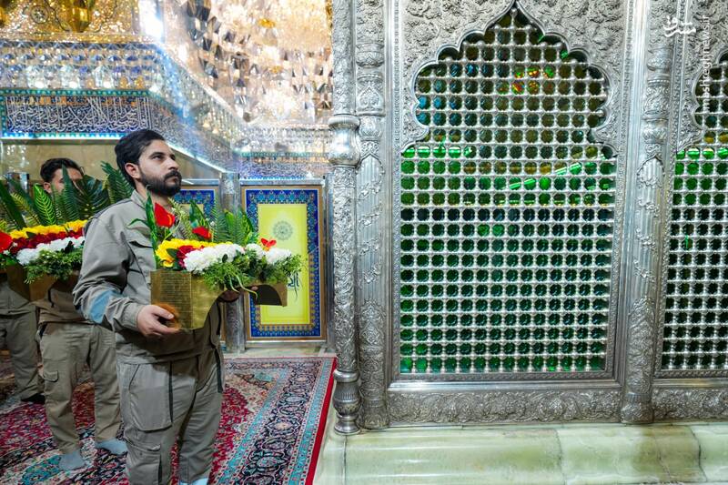 عکس / گلآرایی ضریح حرمین سامرا در سالروز ولادت زینب کبری (س) 7